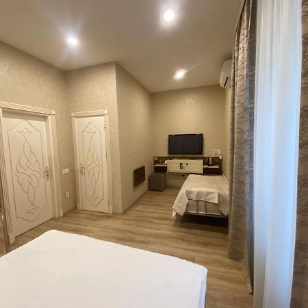 Midcity Hotel บากู ภายนอก รูปภาพ