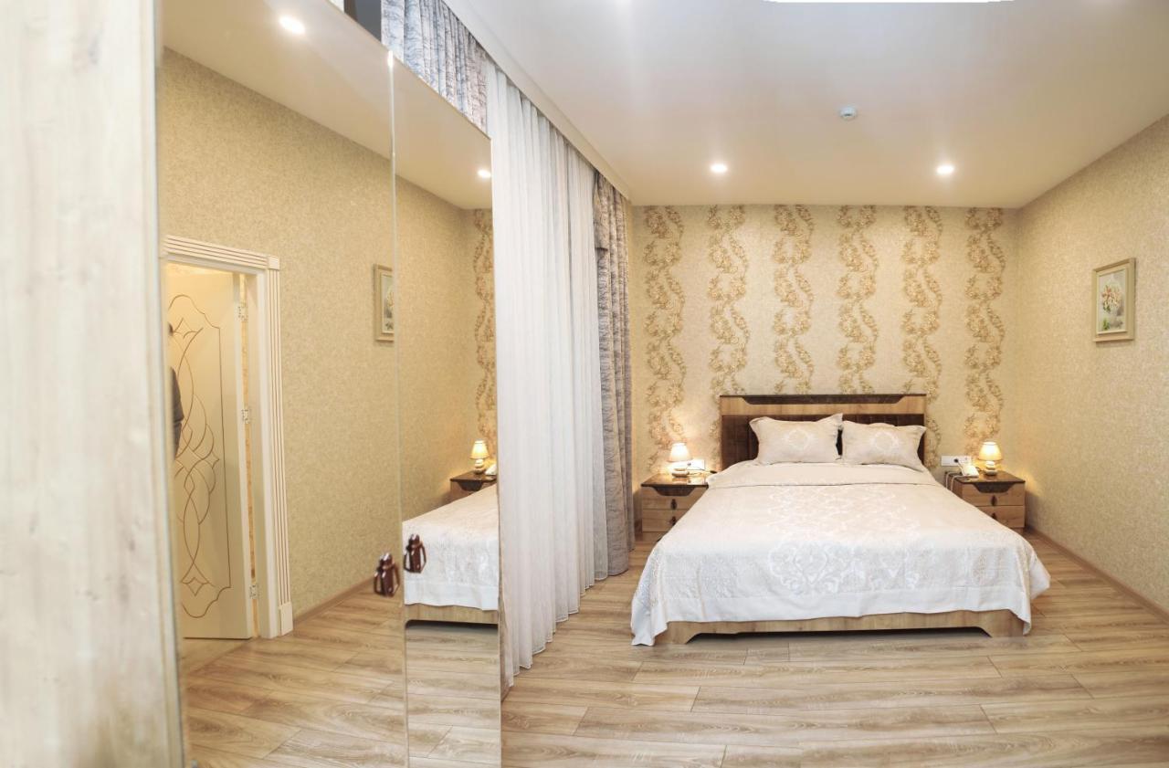 Midcity Hotel บากู ภายนอก รูปภาพ
