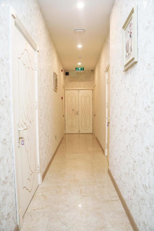 Midcity Hotel บากู ภายนอก รูปภาพ